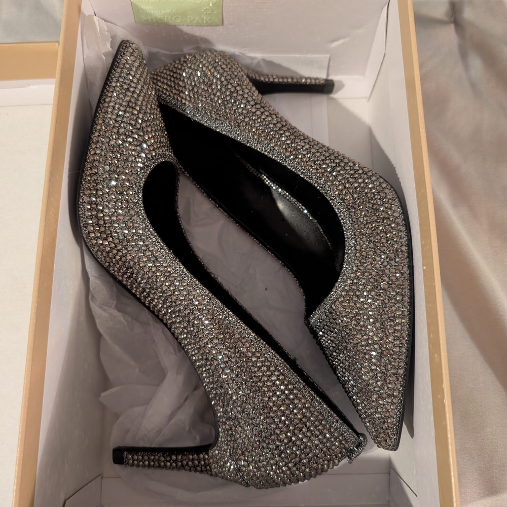 Michael KORS Elegant Silver Stiletto Heels Only Worn Once